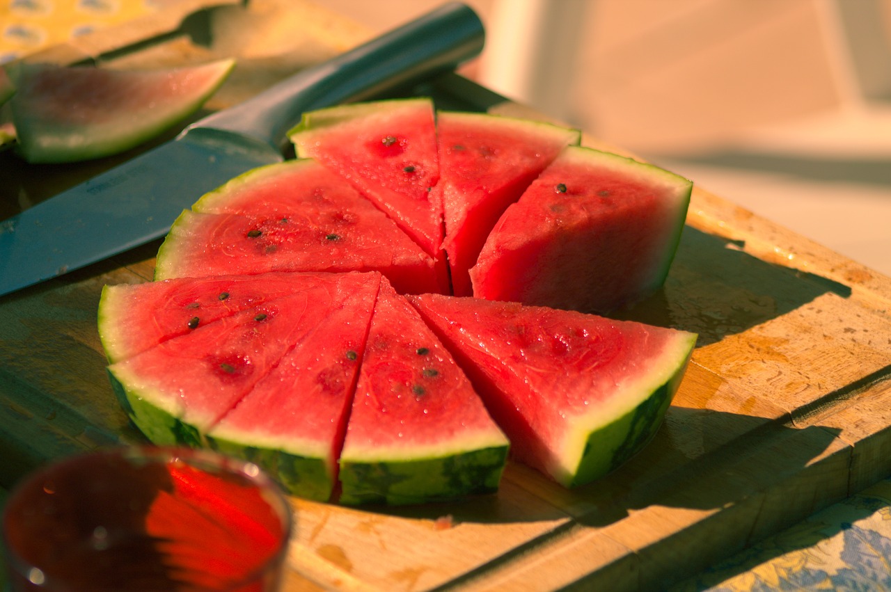 11 benefícios da melancia para a saúde, uma fruta mágica