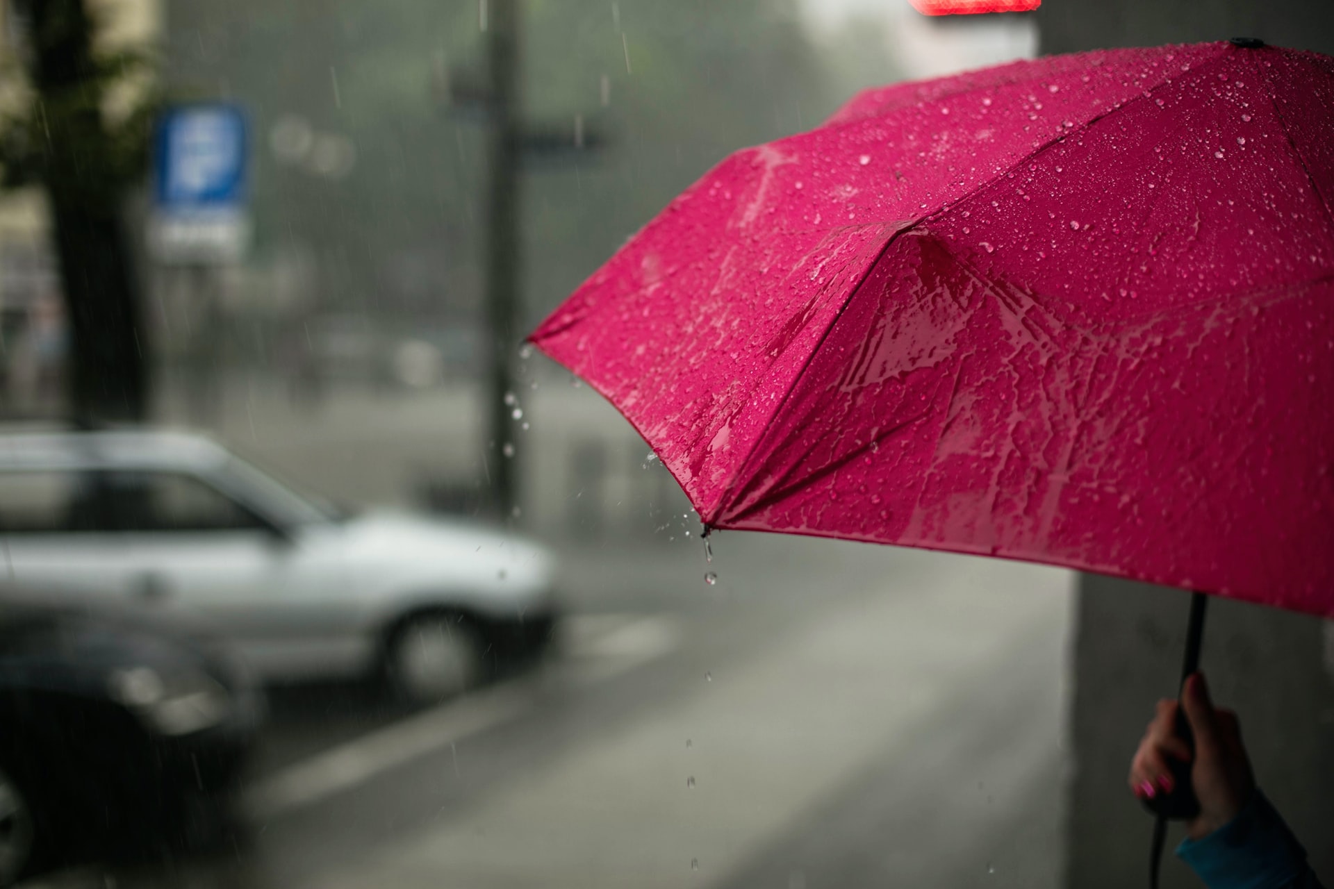 Andar na chuva faz mais bem do que mal, estes 8 motivos mostram isso